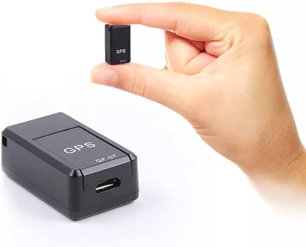 Mini Magnetic GPS Tracker by Zoofy